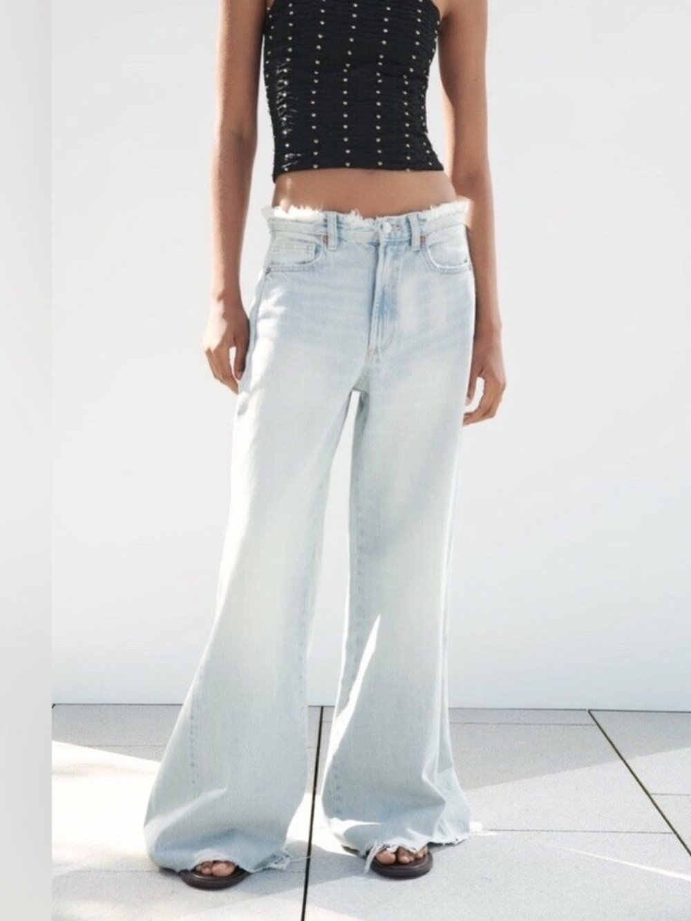 Zara | TRF Mid Rise Frayed Wide-Leg Jeans
